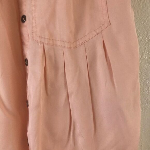 Style & Co Pleated Cuffed-sleeve crushes petal top - Picture 5 of 7